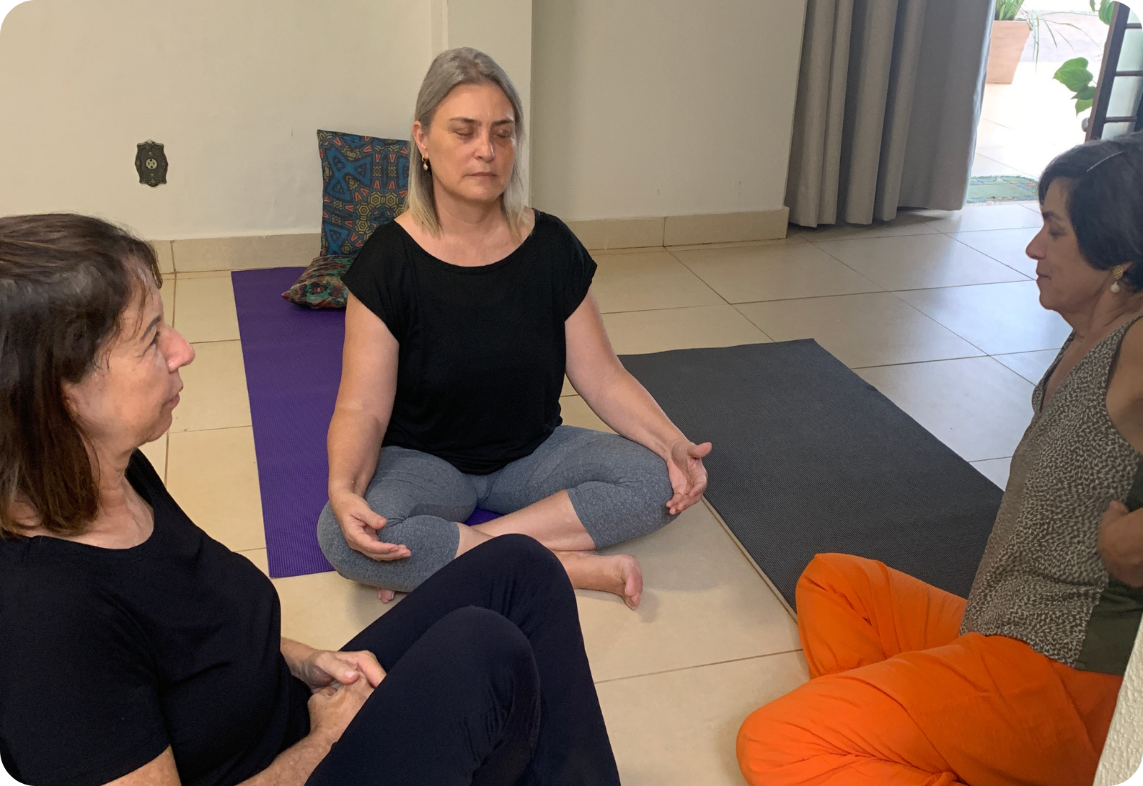 Atendimentos individuais com Juliana Bridi